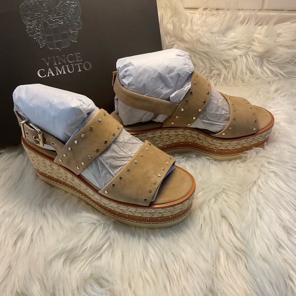 VINCE CAMUTO - Picture 4 of 5